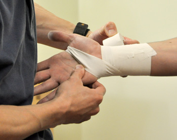 InSync Physiotherapy - Athletic Taping & Bracing Treatment